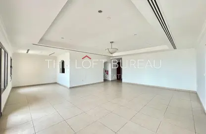 شقة - 3 غرف نوم - 4 حمامات للايجار في طريق بورتو الشرقي - بورتو أرابيا - جزيرة اللؤلؤة - الدوحة