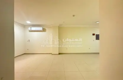 Empty Room image for: Apartment - 3 Bedrooms - 2 Bathrooms for rent in Tadmur Street - Old Airport Road - Doha, Image 1