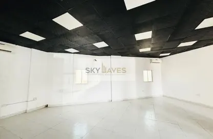 Retail - Studio - 1 Bathroom for rent in Bu Hamour Street - Abu Hamour - Doha