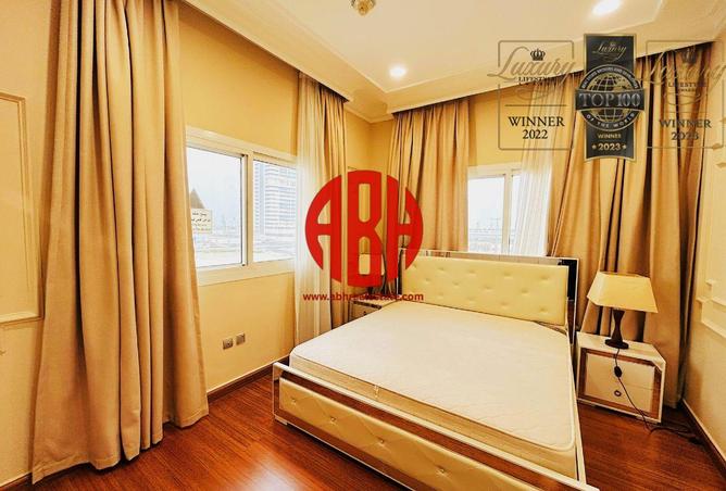 987800 - Property Image 3