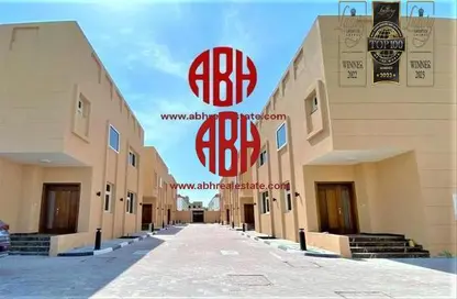 Villa - 4 Bedrooms - 5 Bathrooms for rent in Bu Hamour Street - Abu Hamour - Doha
