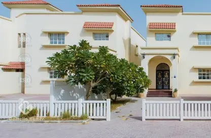 Compound - 3 Bedrooms - 3 Bathrooms for rent in Umm Al Seneem Street - Ain Khaled - Doha