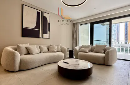 Apartment - 2 Bedrooms - 3 Bathrooms for rent in Marina Tower 12 - Marina District - Lusail