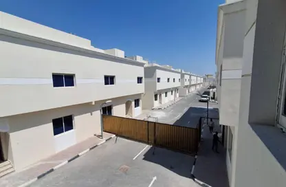 Villa - 6 Bedrooms - 5 Bathrooms for rent in Ain Khaled Villas - Ain Khaled - Doha