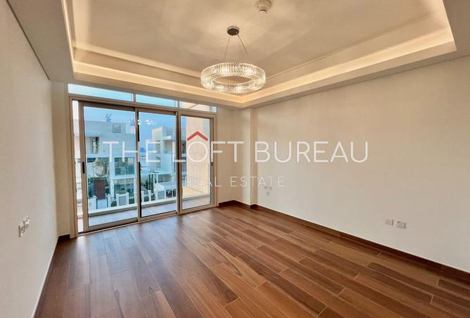 1004933 - Property Image 2