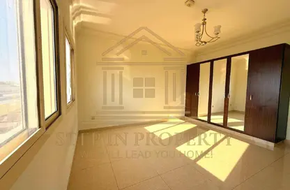 Villa - 4 Bedrooms - 4 Bathrooms for rent in Bu Hamour Street - Abu Hamour - Doha