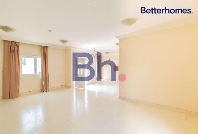 944115 - Property Image 3