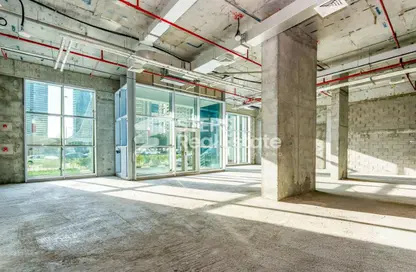 محل تجاري - استوديو - 1 حمام للايجار في لوسيل ريسيدينس - منطقة المارينا - الوسيل