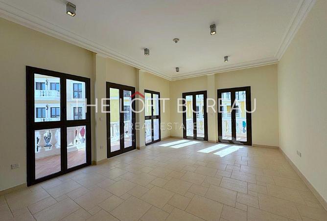 946394 - Property Image 2