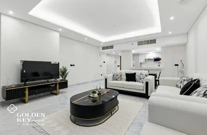 Apartment - 2 Bedrooms - 3 Bathrooms for rent in Marina Residences 195 - Marina District - Lusail