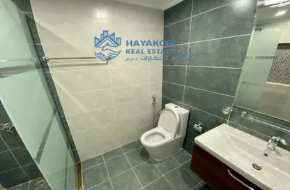 صورة لـ حمام شقة - 2 غرف نوم - 2 حمامات للايجار في الاركية سيتي - الوسيل ، صورة رقم 1