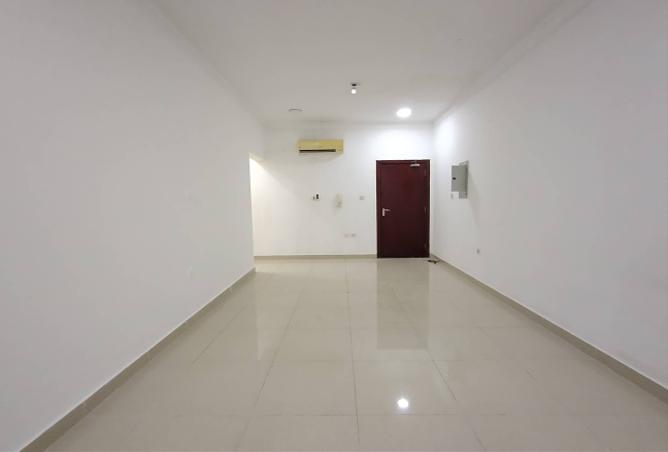 986223 - Property Image 2