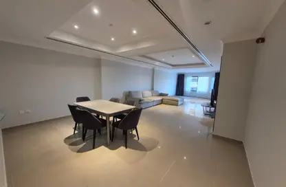 Apartment - 1 Bedroom - 2 Bathrooms for rent in West Porto Drive - Porto Arabia - The Pearl Island - Doha