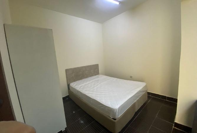 891210 - Property Image 3