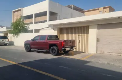 فيلا - 7 غرف نوم - 5 حمامات للبيع في الوكرة - الوكرة