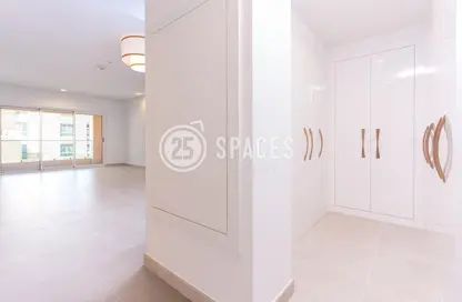 Hall / Corridor image for: Apartment - 1 Bathroom for sale in Viva East - Viva Bahriyah - The Pearl Island - Doha, Image 1