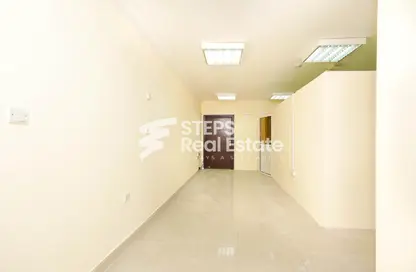 Office Space - Studio - 1 Bathroom for rent in Bu Hamour Street - Abu Hamour - Doha