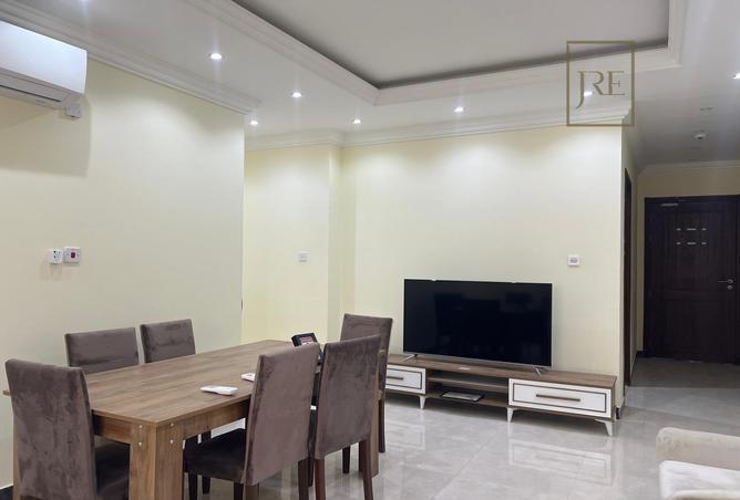 937001 - Property Image 2