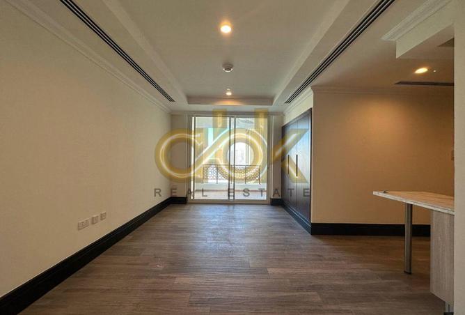 967257 - Property Image 2