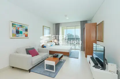 Apartment - Studio - 1 Bathroom for rent in Viva East - Viva Bahriyah - The Pearl Island - Doha