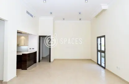 Empty Room image for: Apartment - 3 Bedrooms - 3 Bathrooms for rent in Carnaval - Qanat Quartier - The Pearl Island - Doha, Image 1