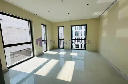 Apartment - 2 Bedrooms - 3 Bathrooms for rent in Msheireb Galleria - Msheireb Downtown Doha - Doha
