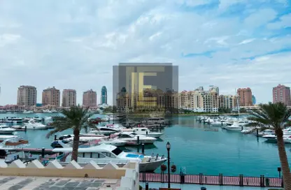 تاون هاوس - 4 غرف نوم - 5 حمامات للبيع في طريق بورتو الغربي - بورتو أرابيا - جزيرة اللؤلؤة - الدوحة