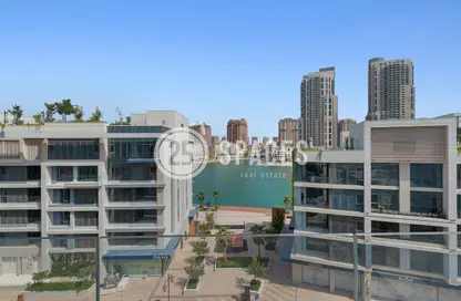 Apartment - 1 Bedroom - 2 Bathrooms for rent in Gewan Island - The Pearl Island - Doha
