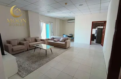 Apartment - 2 Bedrooms - 2 Bathrooms for rent in Al Sadd Road - Al Sadd - Doha