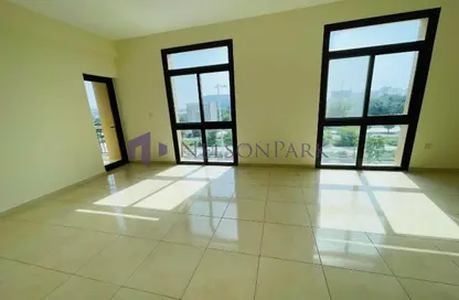 Apartment - 3 Bedrooms - 3 Bathrooms for rent in Naples - Fox Hills - Fox Hills - Lusail