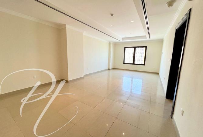 966319 - Property Image 3