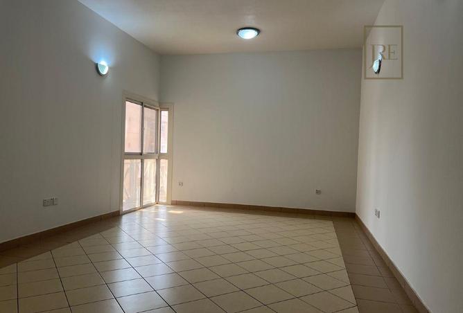 967292 - Property Image 3