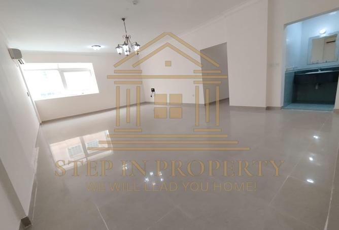 972397 - Property Image 2