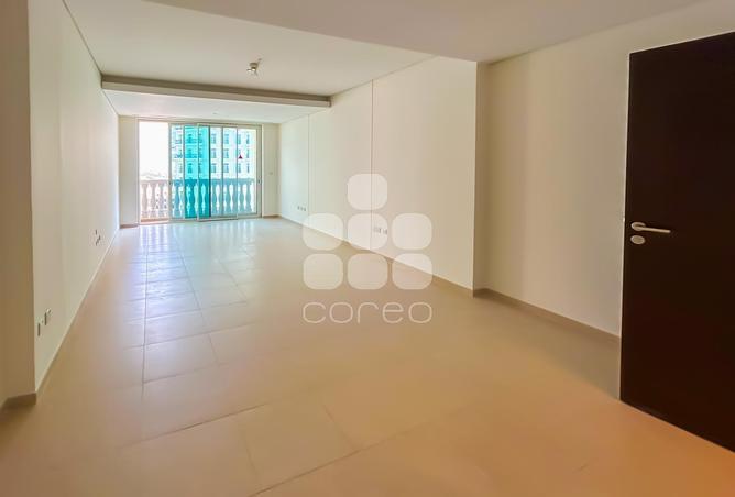 925493 - Property Image 2