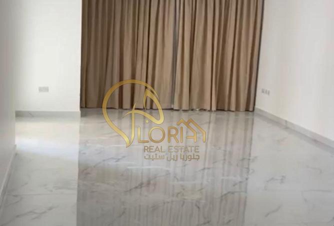 947089 - Property Image 3