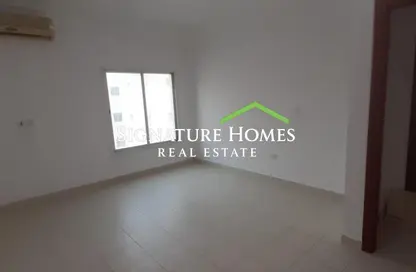 Apartment - 2 Bedrooms - 2 Bathrooms for rent in Salaja Street - Doha Al Jadeed - Doha