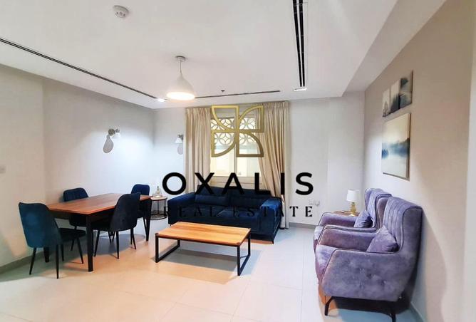 985366 - Property Image 2