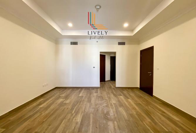 928713 - Property Image 3