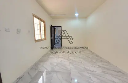 فيلا - غرفة نوم - 1 حمام للايجار في شارع العزيزة - العزيزية - الدوحة