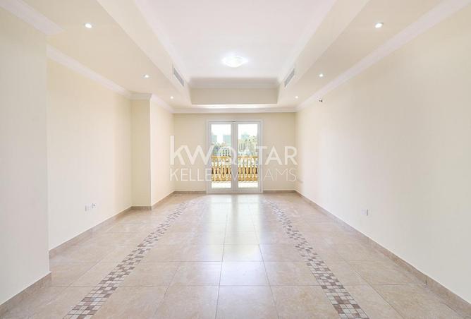 987480 - Property Image 2