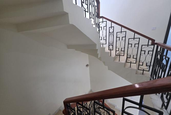 950496 - Property Image 3