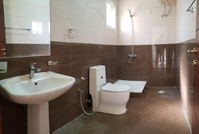 992435 - Property Image 3