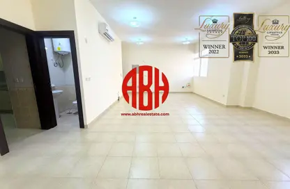 شقة - 2 غرف نوم - 2 حمامات للايجار في شارع نجمه - نجمة - الدوحة