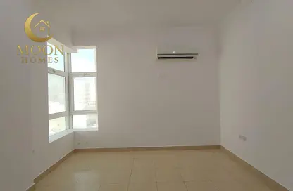 شقة - 2 غرف نوم - 2 حمامات للايجار في منتزه 7 - المنتزه - الدوحة