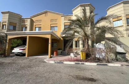 Compound - 4 Bedrooms - 3 Bathrooms for rent in Al Gharrafa - Al Gharrafa - Doha