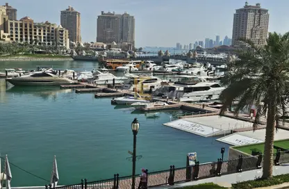 Townhouse - 4 Bedrooms - 5 Bathrooms for rent in West Porto Drive - Porto Arabia - The Pearl Island - Doha