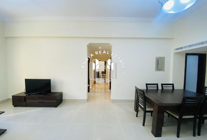 1004085 - Property Image 3