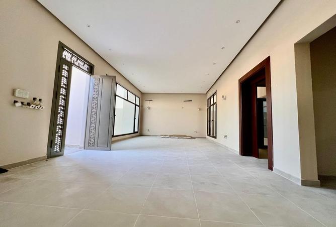 940043 - Property Main Image