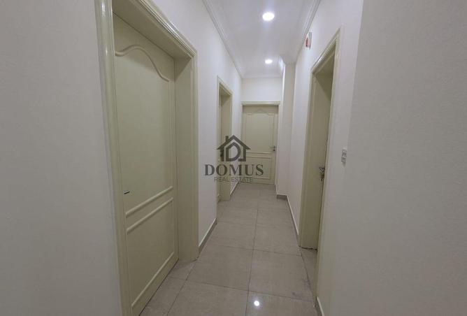 951201 - Property Image 3