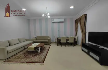 Apartment - 2 Bedrooms - 2 Bathrooms for rent in Al Mansoura - Doha